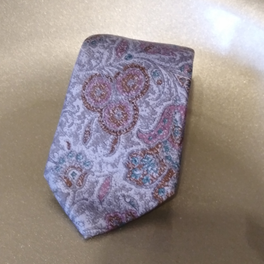 Christian Dior Tie. 100% authentic🔥🔥 - Picture 3 of 5